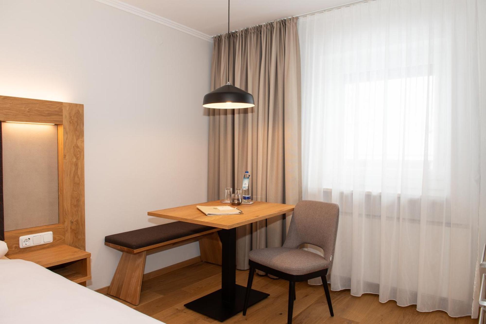 Hotel Bockmaier Oberpframmern Exteriér fotografie