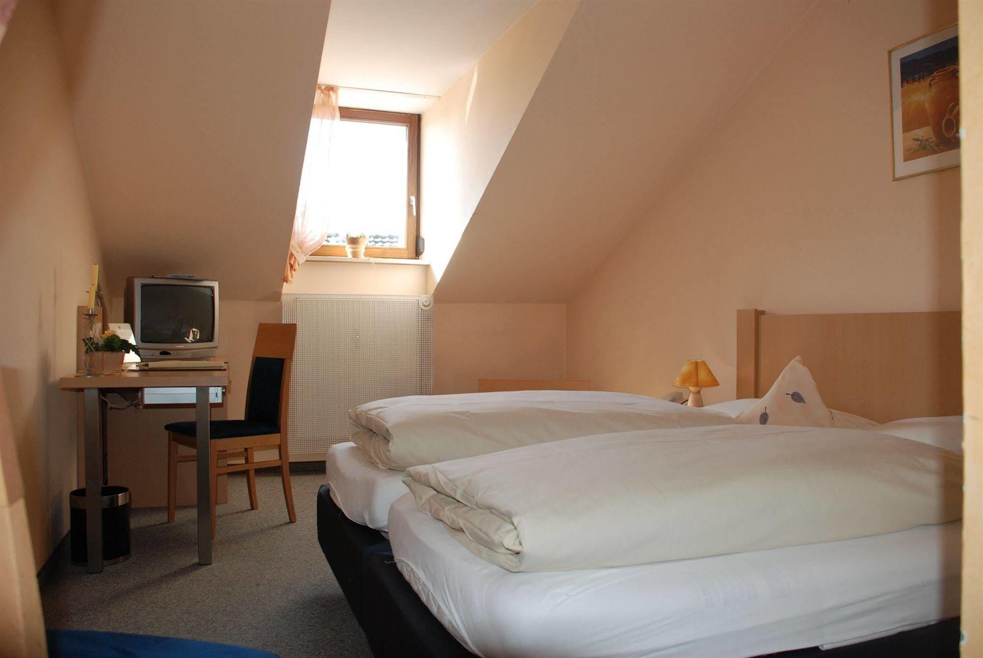 Hotel Bockmaier Oberpframmern Exteriér fotografie
